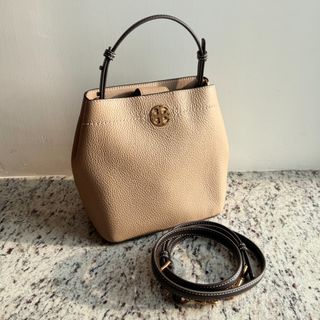 （分類：）位於 。 由 smittenkittenx 提交（商品編號 1358901898，圖片 1）。簡介： 。