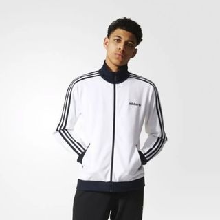(Kategori: ) berada di . Dikirim oleh jacketthrifting (ID iklan 1358778254, Gambar 1). Deskripsi: .