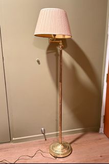 (Category: ) located in . Submitted by ooak (Listing ID 1358914039, Image 1). Description: .