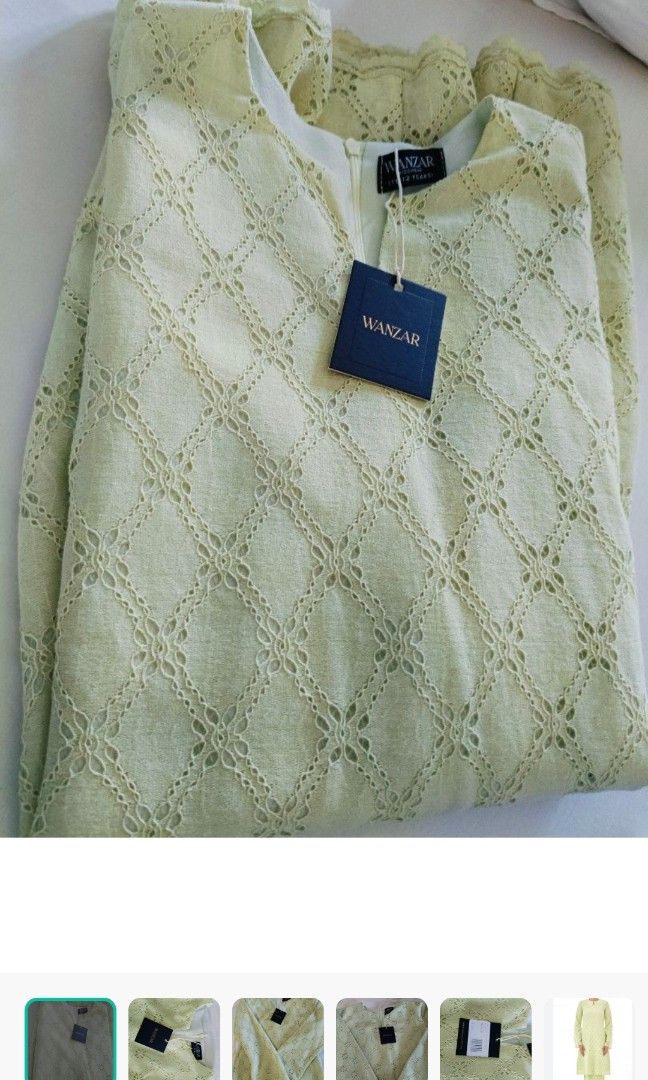 Wanzar (Category: Babies & Kids Fashion) located in Seri Kembangan. Submitted by kiddystuffy (Listing ID 1358905808, Image 3). Description: sangat² cantik. soft green.