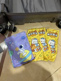 (Category: ) located in . Submitted by vickylau98 (Listing ID 1358893854, Image 1). Description: .