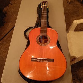 1968 Yamaha G-180 Classical Guitar