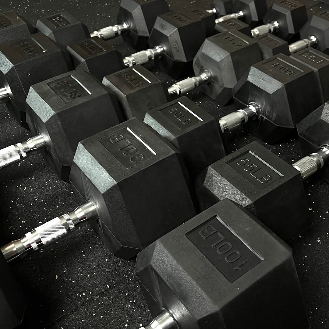 5 to 100lbs hexagonal rubberized dumbbell (Category: Weights & Dumbbells) located in Valenzuela. Submitted by carlo_023 (Listing ID 1358938818, Image 2). Description: .