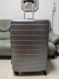 American Tourister  Original from Japan xl luggage