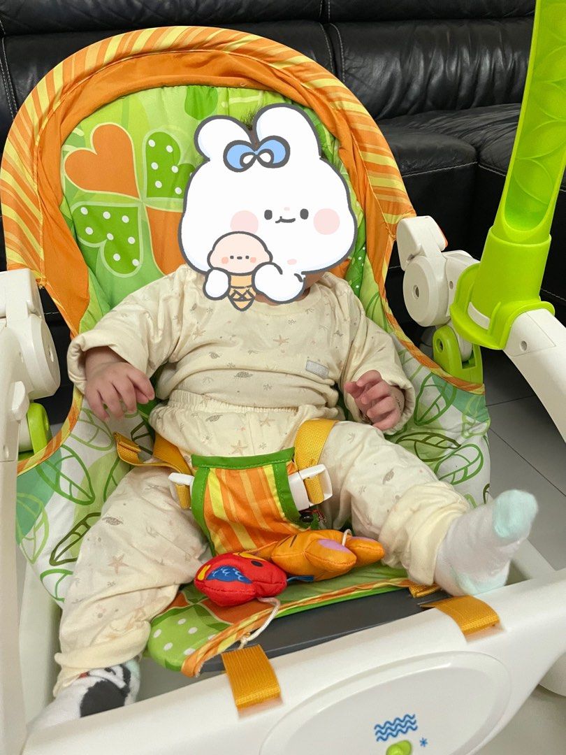 Baby Rocker, toddler chair, feeding chair (Category: Kids' Tables & Chairs) located in Singapore. Submitted by getme (Listing ID 1358944303, Image 1). Description: Only self collect at woodland .