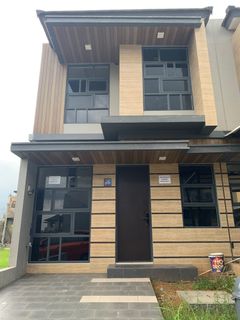 (Kategori: ) berada di . Dikirim oleh saran_store (ID iklan 1359089303, Gambar 1). Deskripsi: .