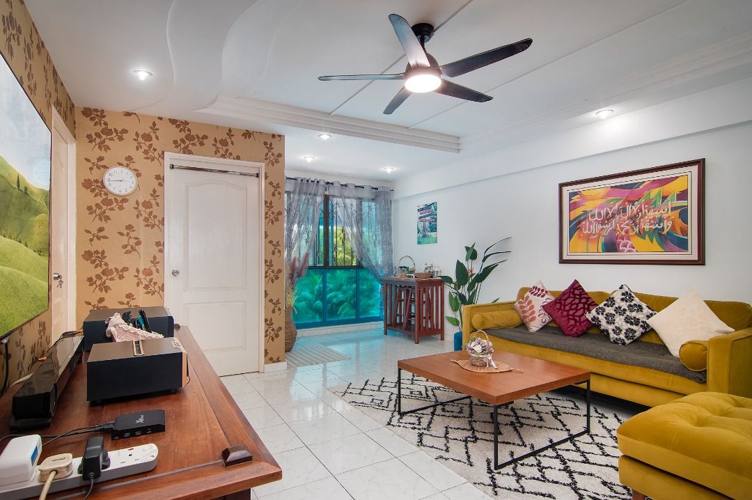 For Sale: 4 Room in 467B Admiralty Drive62863073946243112