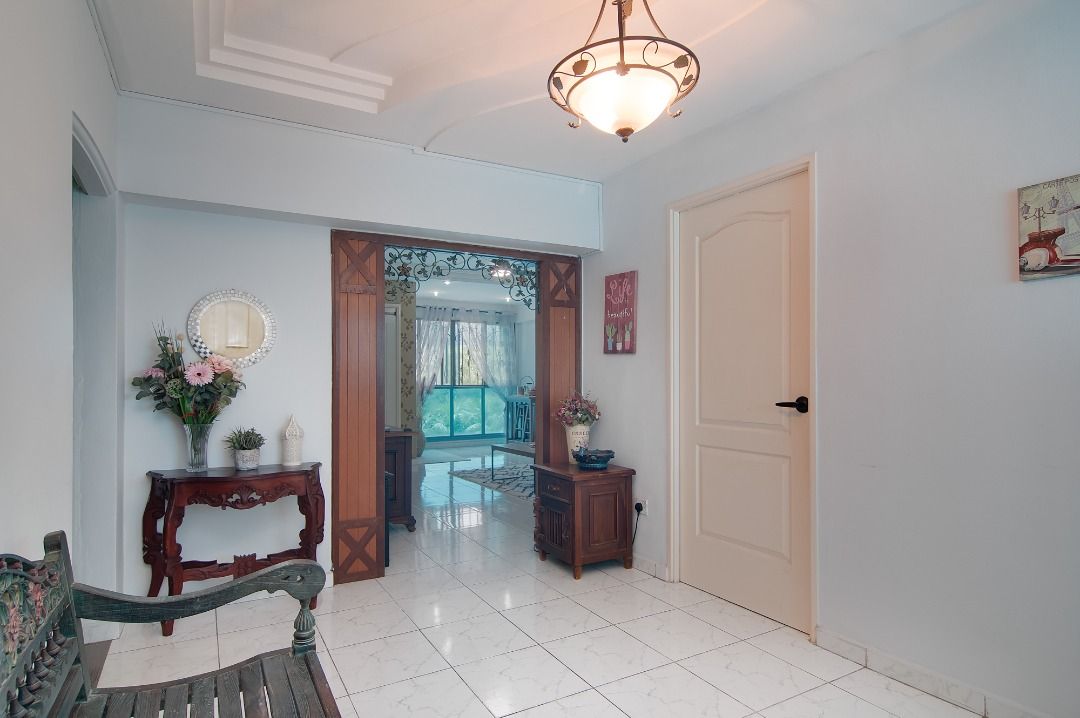 For Sale: 4 Room in 467B Admiralty Drive62863073946243114