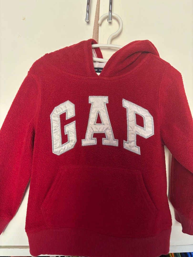 GAP jacket for baby girl (Category: Babies & Kids Fashion) located in Paranaque City. Submitted by DPreloved_Online (Listing ID 1359117114, Image 1). Description: 8/10 condition Needs cleaning For 2-3yrs old.