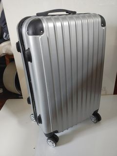 （分類：）位於 。 由 kenleesun 提交（商品編號 1358981478，圖片 1）。簡介： 。