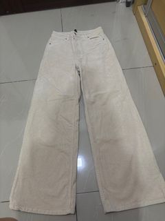 (Category: ) located in . Submitted by tttttan (Listing ID 1358996743, Image 1). Description: .