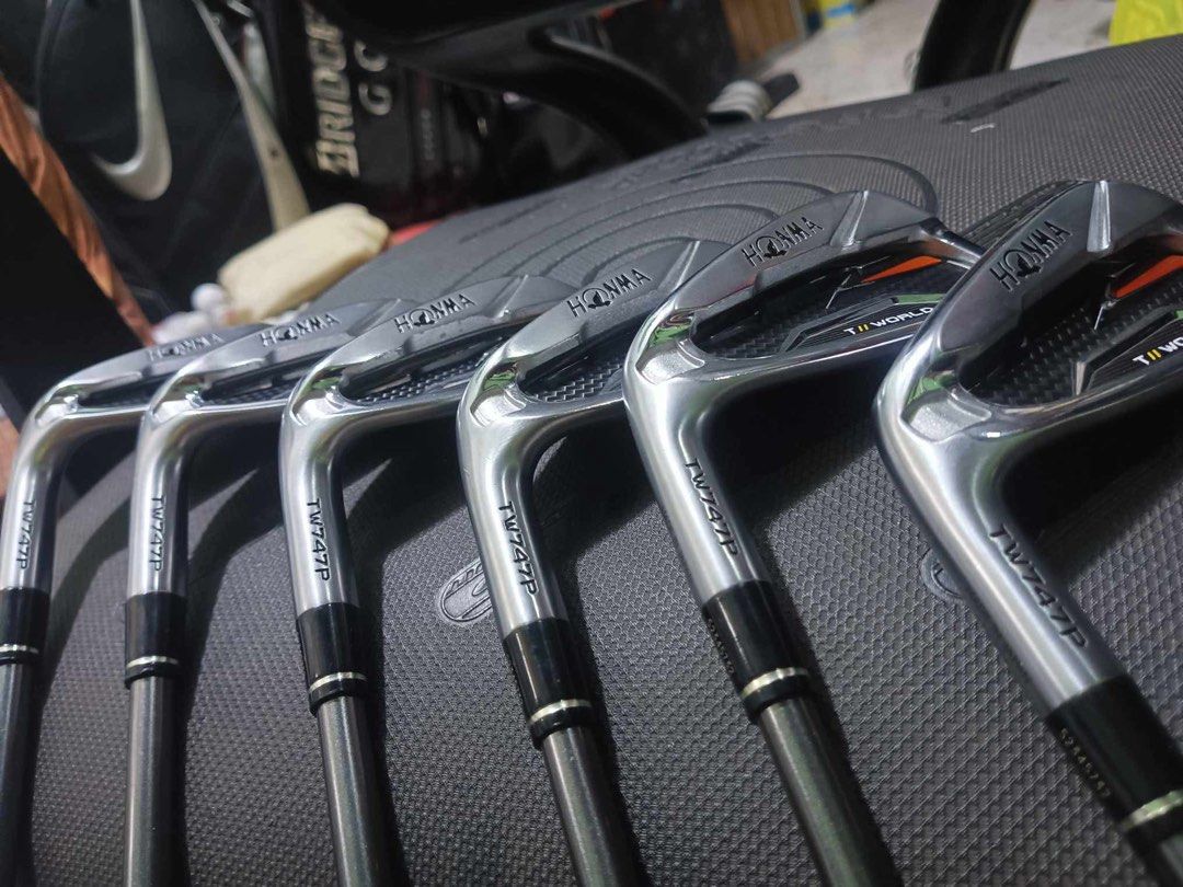 Honma Lefty Irons Set and Bag (Category: Golf) located in Mandaluyong City. Submitted by _buymystuff_ (Listing ID 1359090592, Image 1). Description: Honma T// World Lefty Iron set 5,6,7,8,9,p and bag Shaft weight is 50g, regular flex Lady-owned RFS: Switching to righty! .
