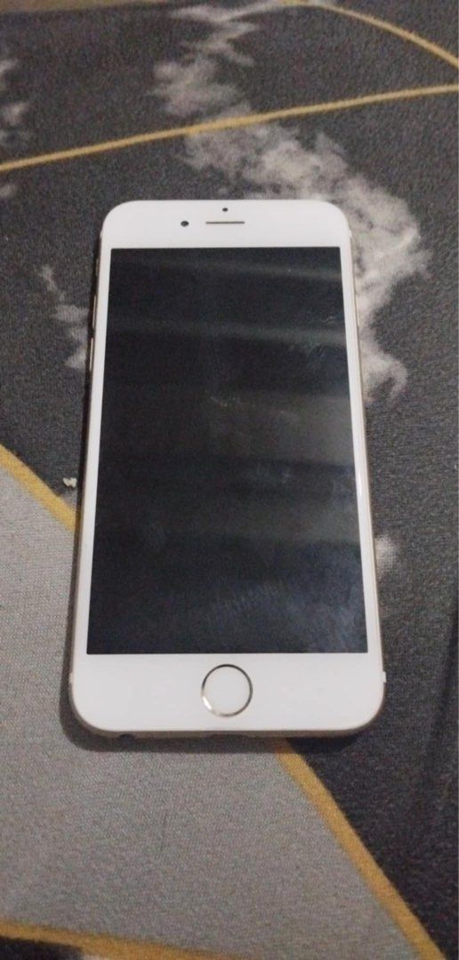 IPHONE 6 (Category: iPhone 6 Series) located in Manila. Submitted by azael_a (Listing ID 1359043965, Image 3). Description: FS: IPHONE 6 matagal na sakin, gumagana pa naman di ko lang na ginagamit kasi may phone naman na iba 76% BH goods padin naman siya.