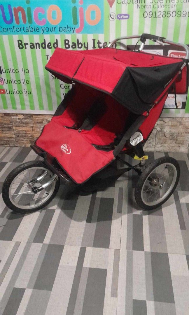 Jogger twin stroller (Category: Strollers) located in Caloocan City. Submitted by Unicoijo02 (Listing ID 1359119644, Image 2). Description: jogger twin steoller. sa mga mahilig mg jogging Dyan at laging kasama si baby baka eto na hanap nyong s stroller. open for pick up or shipping. loc. North caloocan.