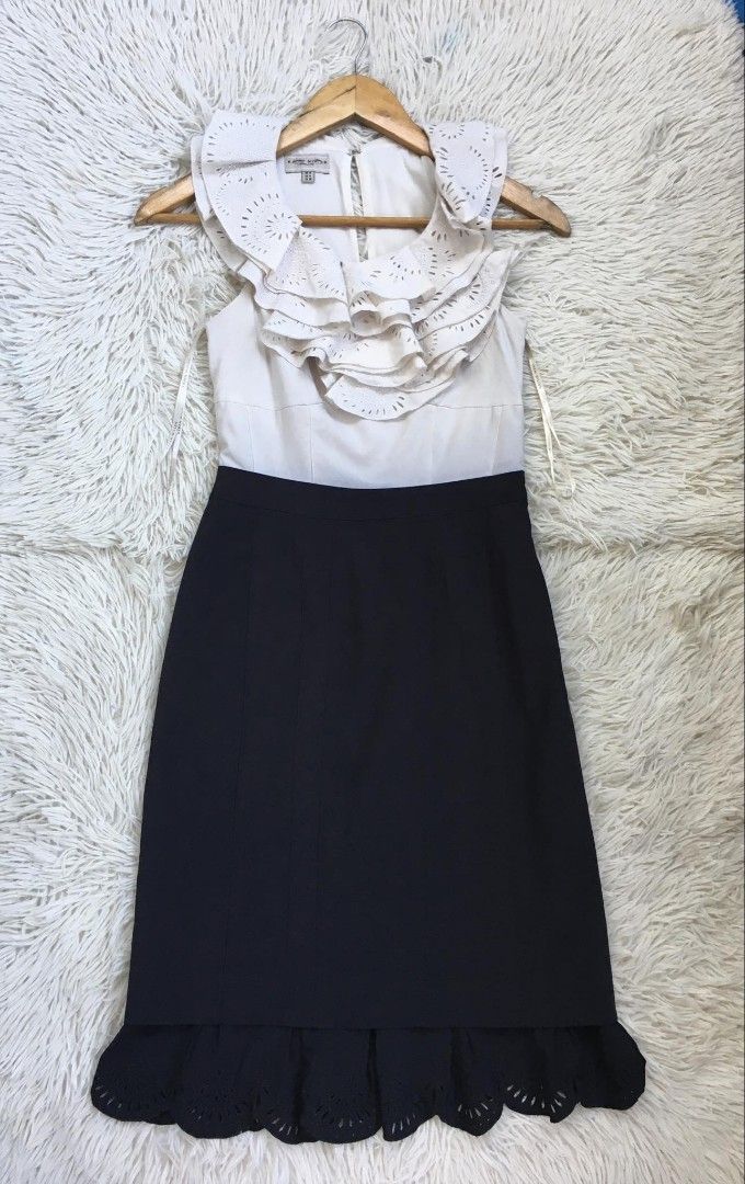 Karen Millen sleeveless (Category: Dresses) located in Tarlac. Submitted by aprilcalim69273 (Listing ID 1359113768, Image 3). Description: ♡High Quality Thick Fabric ☆ACTUAL Measurement •Bustline 30" •Waistline 24" •Lenght 37".