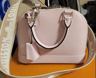 （分類：）位於 。 由 pinkincherry 提交（商品編號 1359067377，圖片 1）。簡介： 。
