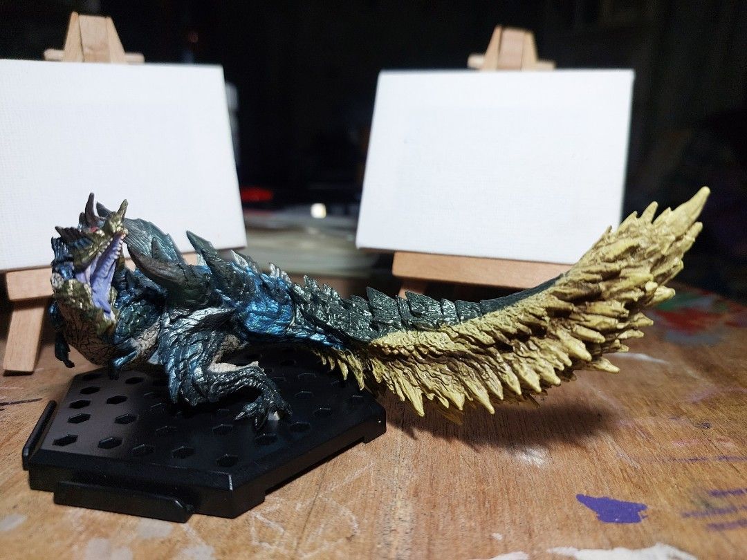 Monster hunter "Acidic Glavenus" figure (Category: Figurines & Statues) located in Muntinlupa City. Submitted by declutter4all (Listing ID 1359106184, Image 1). Description: Letting go of my Mh figure collection huhu message for more info and photos..