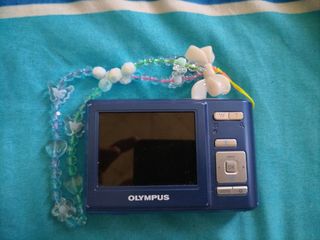 (Category: ) located in . Submitted by ownpreloved.declutter (Listing ID 1358978434, Image 1). Description: .