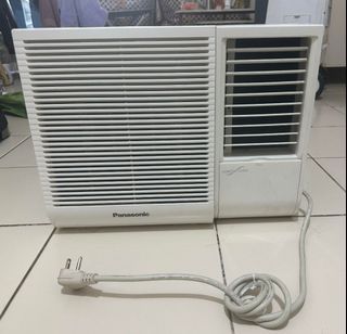 Panasonic Non-Inverter Window Type Aircon 1 HP