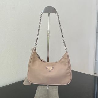 (Kategori: ) berada di . Dikirim oleh baee.bags (ID iklan 1359107917, Gambar 1). Deskripsi: .