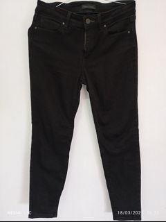 (Kategori: ) berada di . Dikirim oleh yettyt (ID iklan 1356341560, Gambar 1). Deskripsi: .