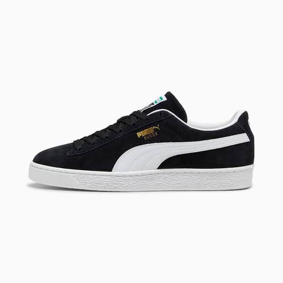 Puma Suede Classic XXI Black (Category: Sneakers) located in Taguig. Submitted by cloudshoppp (Listing ID 1358987465, Image 1). Description: US 6M 7.5W UK 5 EUR 38 24cm.