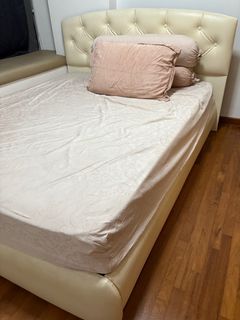 (Category: ) located in . Submitted by fannny (Listing ID 1358940202, Image 1). Description: .