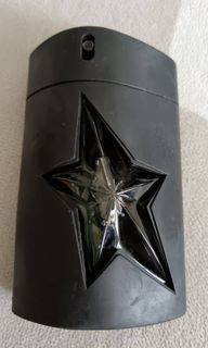 (Category: ) located in . Submitted by frenzyperfume (Listing ID 1359030105, Image 1). Description: .