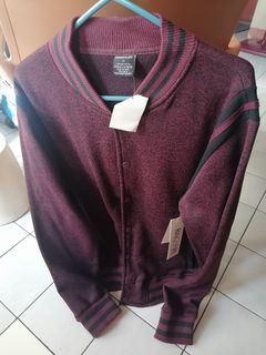 (Category: ) located in . Submitted by shopaholics.31 (Listing ID 1359011812, Image 1). Description: .