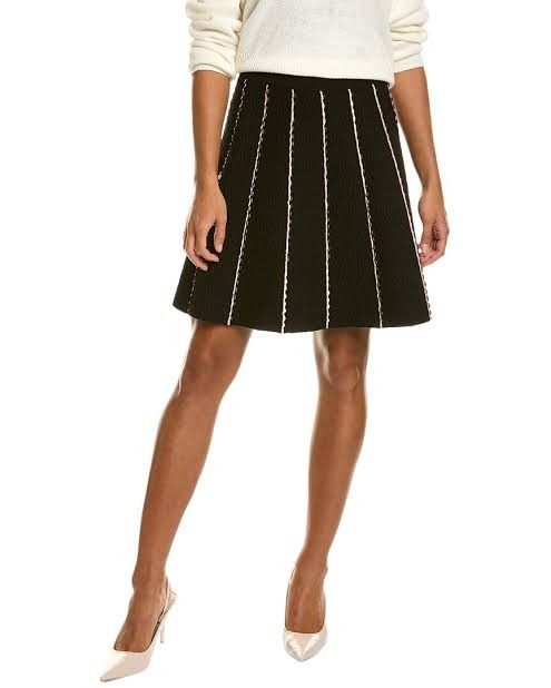 Sandro Cloqué Mini Skirt A-line (Category: Skirts) located in Siniloan. Submitted by pmim_ (Listing ID 1358951620, Image 1). Description: bought on this app too rfs cut does not suit my frame size 3 on tag buyer covers shipping costs.