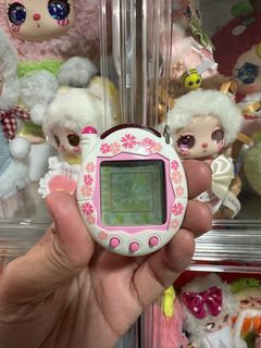 TAMAGOTCHI KEITAI WHITE FLOWER