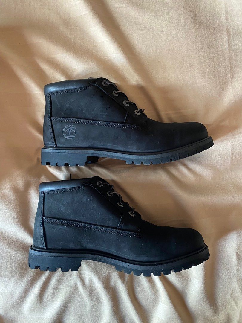 Timberland Nellie Chukka Shoes (Category: Boots) located in Quezon City. Submitted by skyy10 (Listing ID 1358991269, Image 2). Description: TIMBERLAND NELLIE CHUKKA SHOES WOMENS US 9 NEW (NEVER BEEN USED) COLOR BLACK This is a steal. Original price is 9,299.