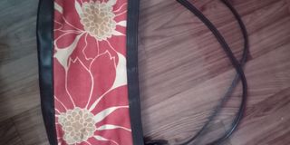 (Category: ) located in . Submitted by thet77 (Listing ID 1359019525, Image 1). Description: .