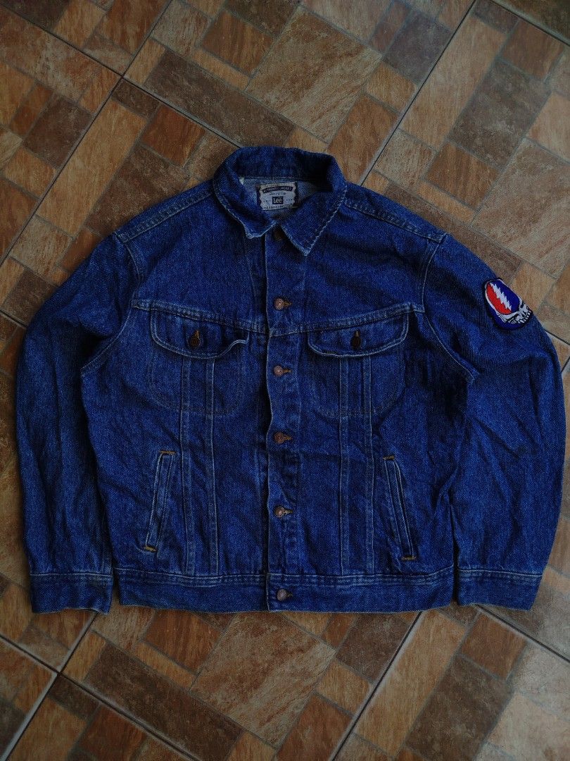 Vintage Lee 80's 90's Type 1 Denim Jacket (Category: Coats, Jackets and Outerwear) located in Zamboanga. Submitted by notcaker (Listing ID 1359098088, Image 1). Description: Piece is a vintage piece custom made with Grateful Dead Patch. Collectors Piece 23*25.5 Excellent condition Needs Wash only 📩Dm for more info.