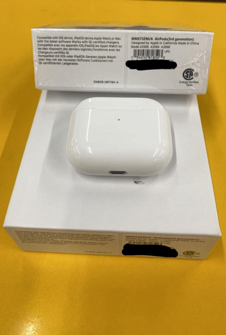Airpods gen 3rd (Category: Headphones & Headsets) located in Manila. Submitted by milasgadgetph (Listing ID 1359297645, Image 1). Description: .