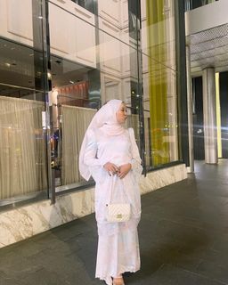 (Category: ) located in . Submitted by elinnn___ (Listing ID 1359289999, Image 1). Description: .