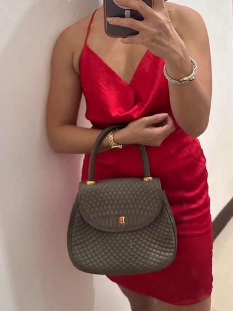 Bally Top Handle Quilted Bag (Category: Luxury Bags & Wallets) located in Makati City. Submitted by petite_preloved2 (Listing ID 1359124989, Image 2). Description: Uneven color in some parts. but still beautiful and elegant .