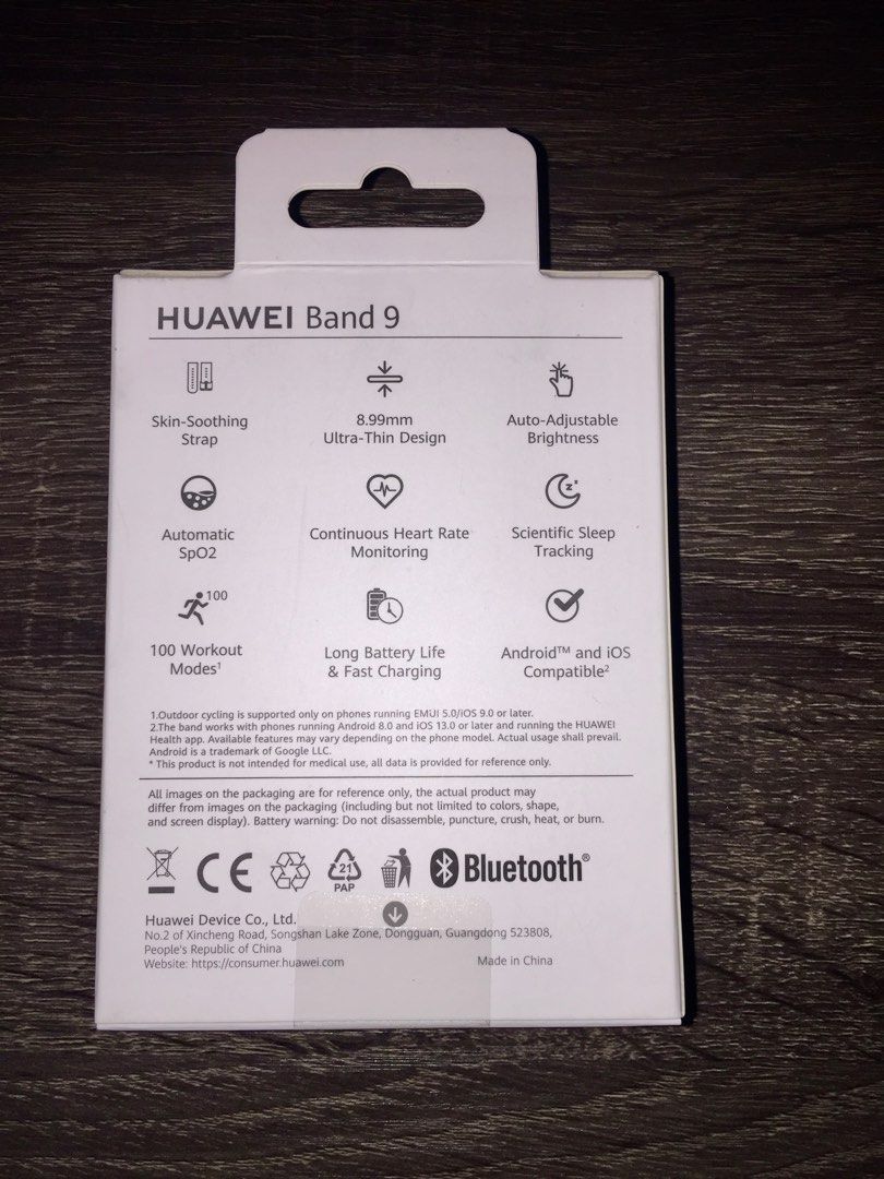 Brand New Sealed Huawei Band 9 (Category: Wearables & Smart Watches) located in Manila. Submitted by thriftbliss (Listing ID 1359189813, Image 2). Description: Originally bought: ₱1,899 ‼️LAST PRICE: ₱1,200 ✔️Sealed ✔️With charger cable inside RFS: Selling it because I got two smart watches Delivery Fee: Paid by buyer :D .