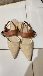 (Category: ) located in . Submitted by mlsshop (Listing ID 1359287807, Image 1). Description: .
