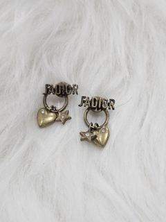 (Category: ) located in . Submitted by shoppingwith_initrah (Listing ID 1359271702, Image 1). Description: .
