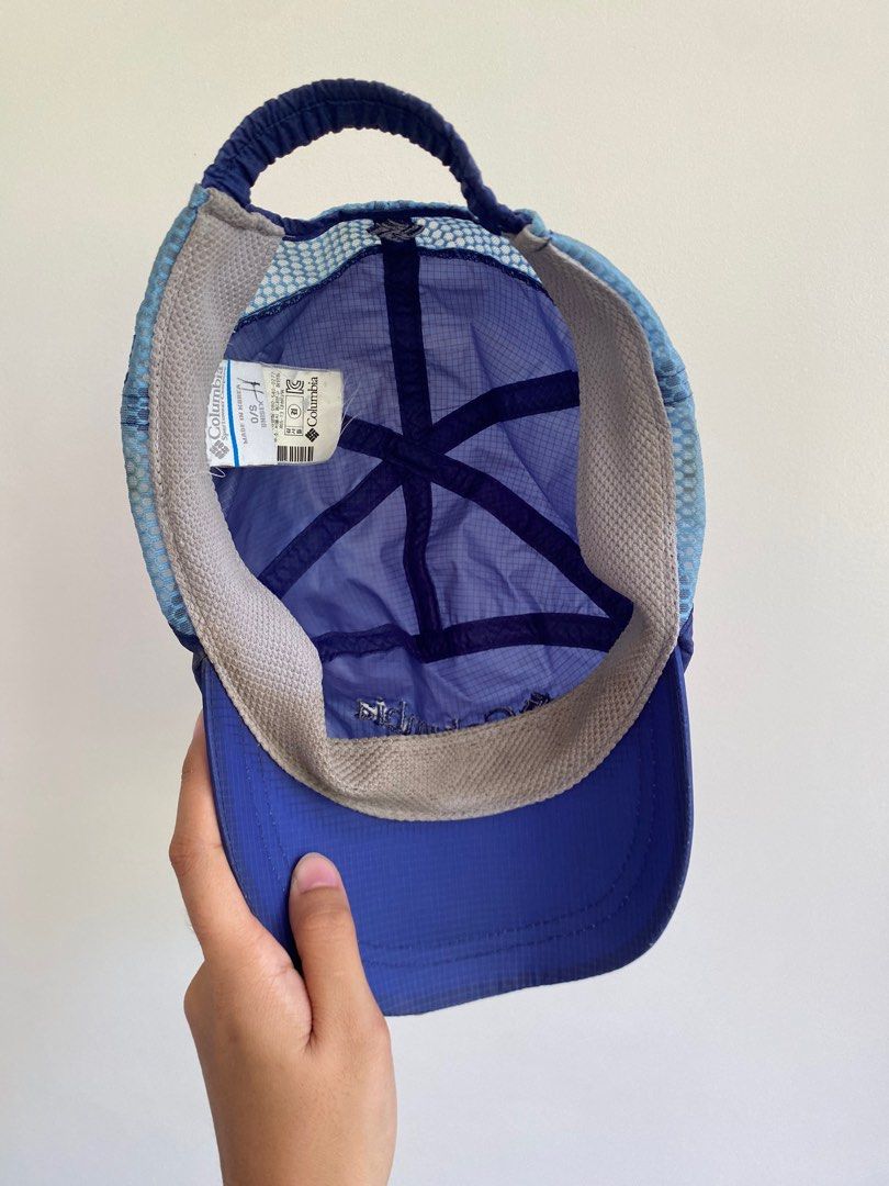 COLUMBIA LIGHTWEIGHT UNISEX CAP (Category: Caps & Hats) located in Cagayan de Oro. Submitted by _tstudiooo (Listing ID 1359154102, Image 3). Description: Size: 0/S Garter strap Quick dry Light weight Hike/Run/Golf Rain or Shine Need wash Color 10/10 Condition 10/10 Last photo: credits to google just to show example .