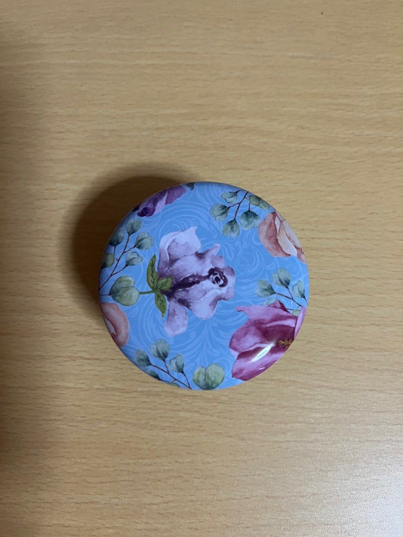 Floral candle