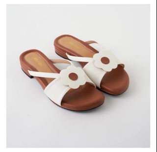 (Category: ) located in . Submitted by fawahpreloved (Listing ID 1359126084, Image 1). Description: .