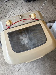 Fujidenzo Washing Machine and Dryer (sold as pair)