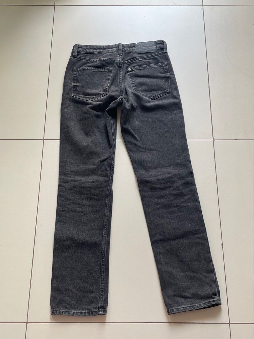 H&M dark grey denim jeans (Category: Jeans) located in Quezon City. Submitted by blueeeming (Listing ID 1359197090, Image 3). Description: Orig price 1599 RFS- impulsive buy.