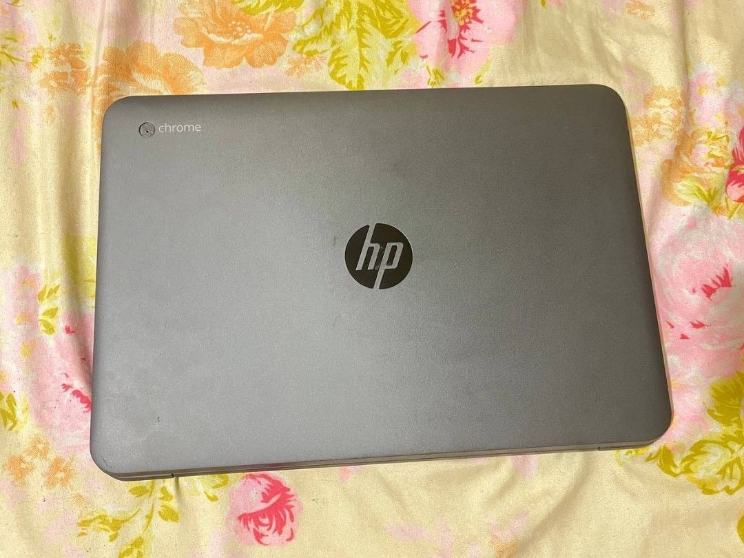 HP Chromebook (Category: Laptops & Notebooks) located in Quezon City. Submitted by ParkFilter (Listing ID 1359126174, Image 1). Description: minimal scratches but working perfectly fine OS is Windows 10 14".