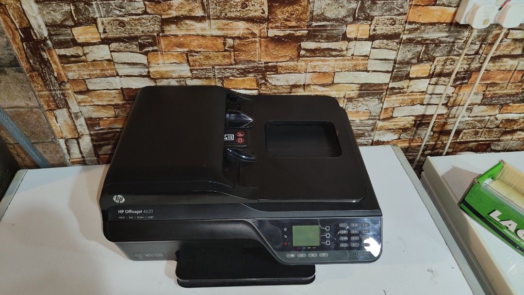 HP printer (Category: Printers, Scanners & Copiers) located in Singapore. Submitted by arulprakas13042 (Listing ID 1359285368, Image 3). Description: all work good condition fax , wireless 🛜,scan copy.