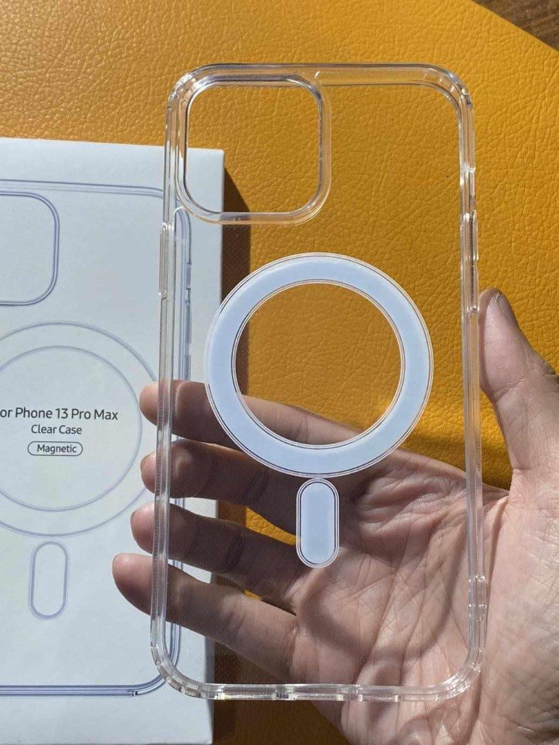 iPhone 13 Pro Max Magsafe Clear Case [NON YELLOWING] (Category: Cases & Covers) located in Manila. Submitted by ceeyashop (Listing ID 1359304159, Image 2). Description: Pm me, Available on hand Lalamove,Grab,J&T COD will do!.