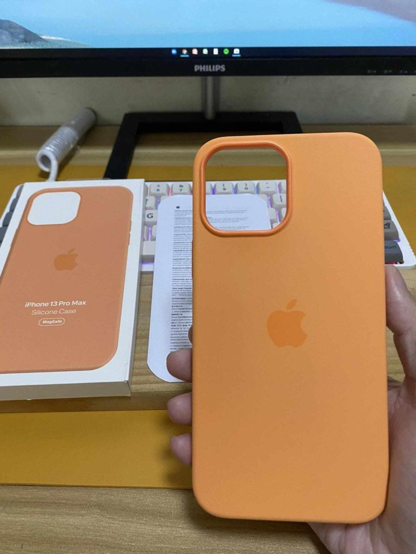 iPhone 13 Pro Max Magsafe Silicone Case (Category: Cases & Sleeves) located in Manila. Submitted by ceeyashop (Listing ID 1359213497, Image 3). Description: Pm me, Available on hand [ Other colors are also available ] Lalamove,Grab,J&T COD will do!.