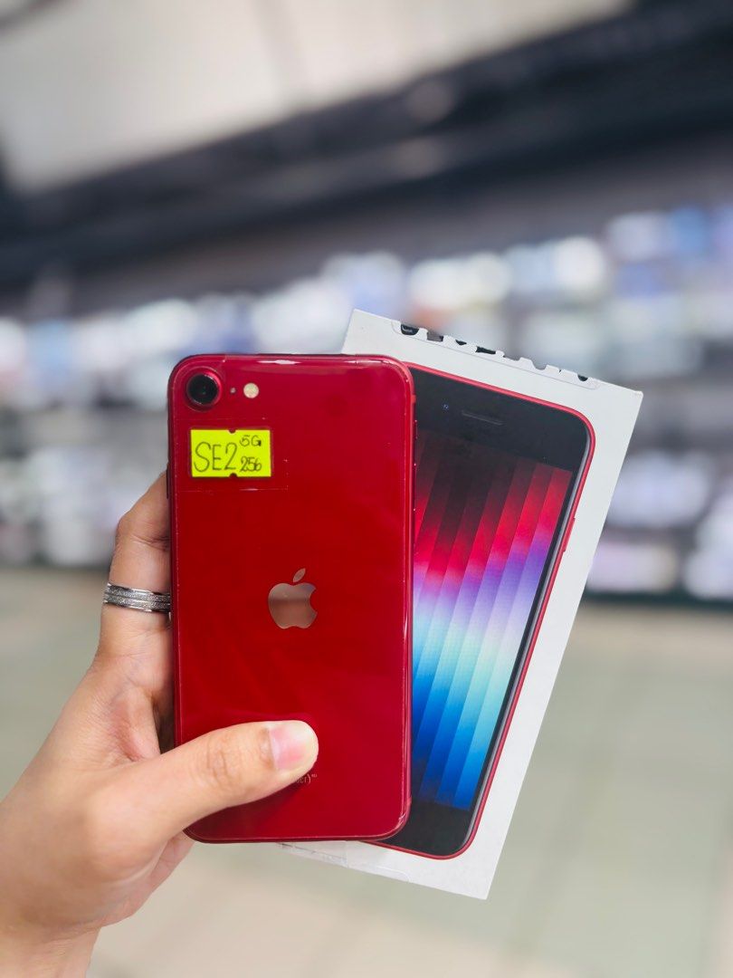 Iphone SE 2020 256GB Openline NTC approved complete set (Category: iPhone SE Series) located in San Juan City. Submitted by najihahtelecomshop2018 (Listing ID 1359275575, Image 2). Description: Legit Store | Original unit FOR SALE | TRADE / SWAP ▫️INSTALLMENT thru: 🔸Credit Card (straight / installment) 🔸Ggives / Gcredit + 6% interest 🔸Spay Later + 6% interest (RFS: Buy and Sell any kinds of Gadgets) Description: iPhone SE 2020 256GB ( other GB